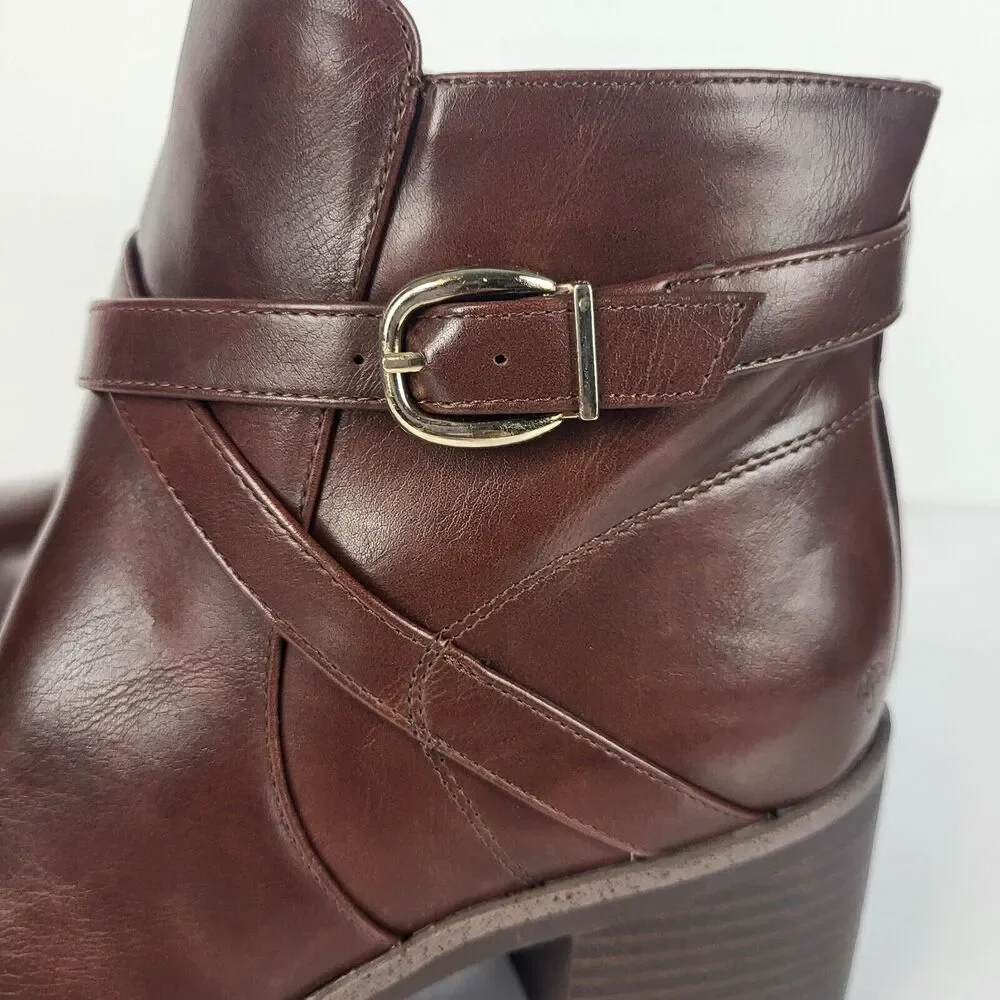 Naturalizer Madalynn Buckle Ankle Boots water Repellent 10W